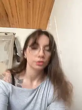 TalullaX online show from 02.04.25