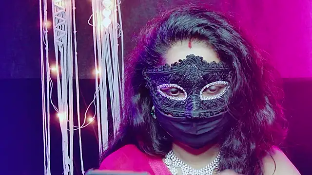 Exotic Goddess online show from 11.18.25