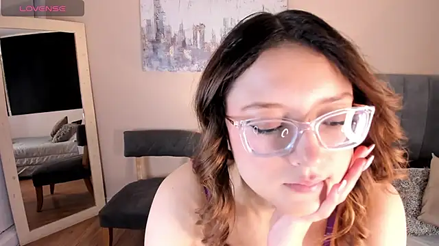 MiaFranklyn online show from 12.11.24