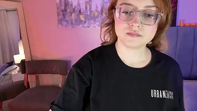 MiaFranklyn online show from 10.08.25