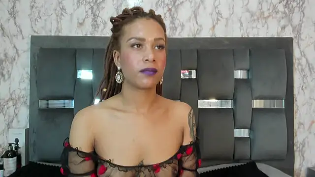 Snapshot of Nicolette_russo chatting on 01.08.25 Nicolette russo online show from 01.08.25
