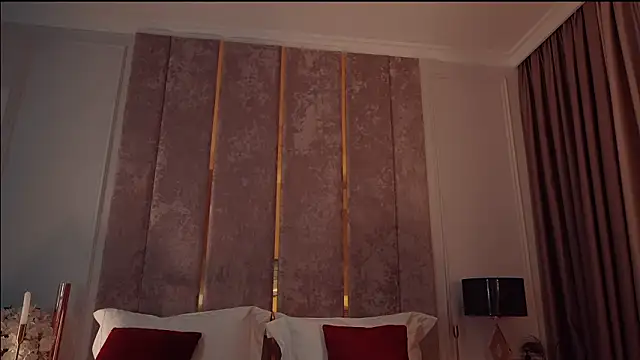 MilaDYstarlight online show from 03.20.26