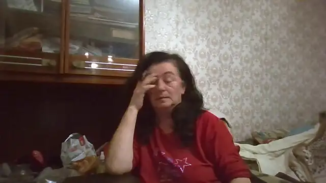 GypsiQueen2 online show from 10.30.25