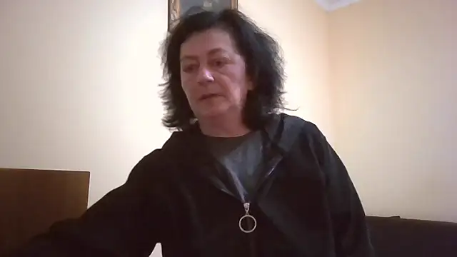 GypsiQueen2 online show from 04.21.26