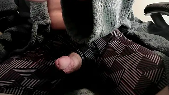 Snapshot of Cheaptriterry chatting on 09.17.25 Cheaptriterry online show from 09.17.25