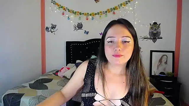 naughty girl 4u online show from 12.06.24