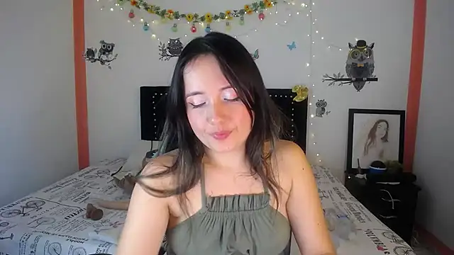 naughty girl 4u online show from 12.23.24