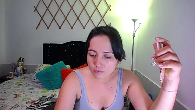 naughty girl 4u online show from 10.16.25