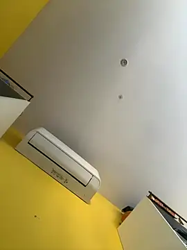 juniiorre online show from 09.11.25