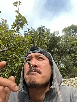 juniiorre online show from 11.14.25