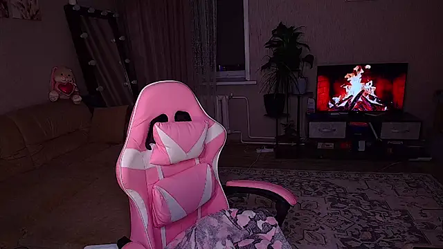   Malika   online show from 03.28.26