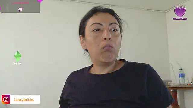 ErikaRika online show from 12.10.24