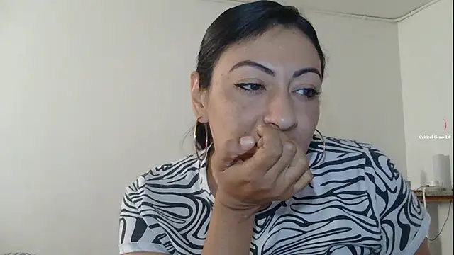ErikaRika online show from 12.23.24