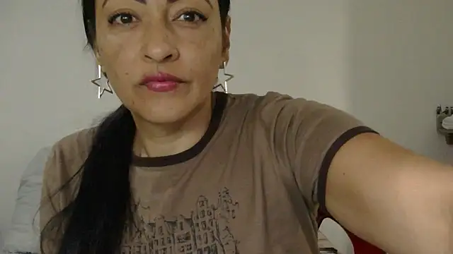 ErikaRika online show from 01.29.25