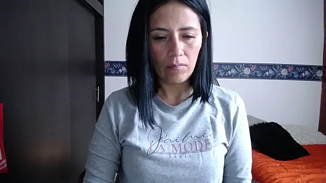 sharoon cheerry online show from 10.10.25