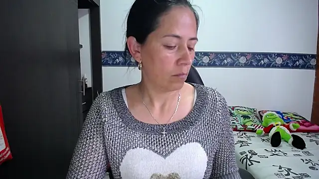 sharoon cheerry online show from 12.02.25