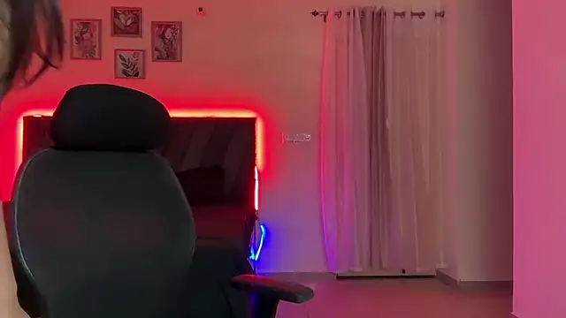 Hottie ishuu online show from 04.15.26