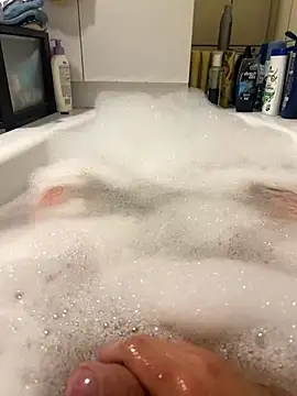 Snapshot of David19932908 chatting on 09.17.25 David19932908 online show from 09.17.25