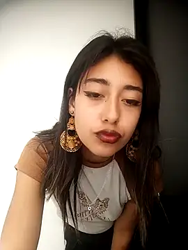 Scarlet wd18 online show from 03.12.25