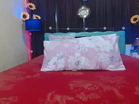 UrAsianPrincessDanie online show from 02.13.26