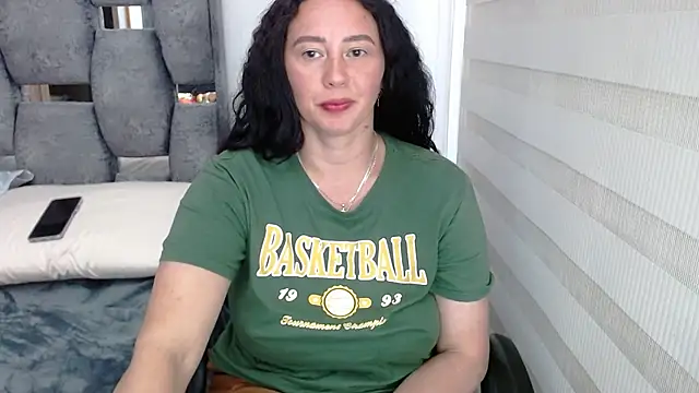 sara hott 1 online show from 12.03.24