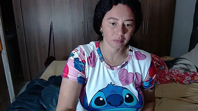 sara hott 1 online show from 12.05.24