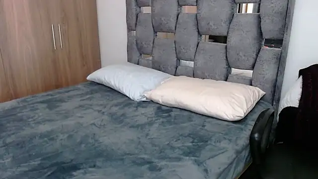 sara hott 1 online show from 12.06.24