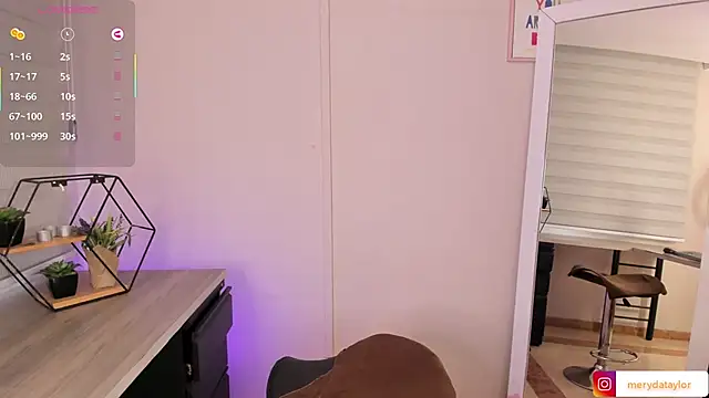 MERIDA TAYLOR online show from 01.22.25