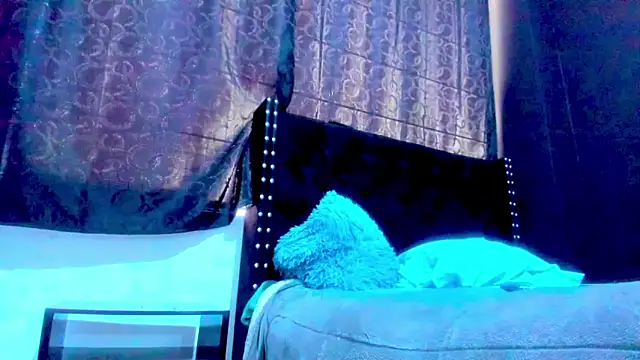 amareto queen online show from 02.02.26