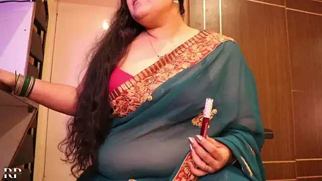 Snapshot of AgniPriya chatting on 02.15.25 AgniPriya online show from 02.15.25