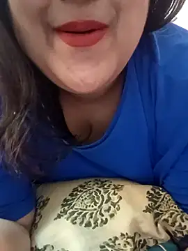 Snapshot of AgniPriya chatting on 10.27.25 AgniPriya online show from 10.27.25