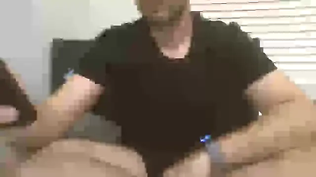 Hotboyo01 online show from 02.19.25