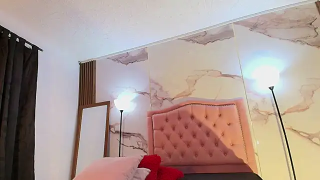 Jade20  online show from 02.21.26