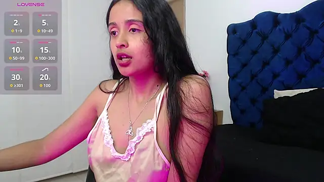 Lili666  online show from 10.31.25