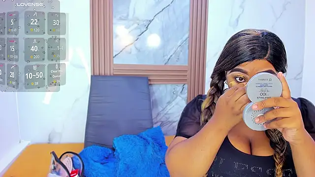 HannyMansonh online show from 10.31.25