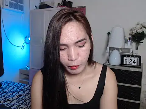 Msyensmith online show from 10.24.25