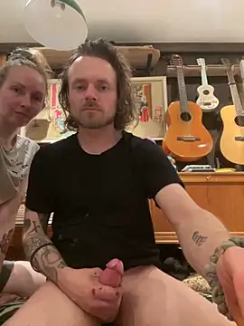 Snapshot of rexflexxx chatting on 10.21.25 rexflexxx online show from 10.21.25