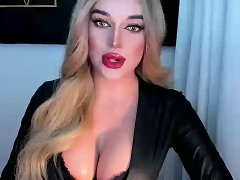 hotstellacumxxx online show from 03.05.26