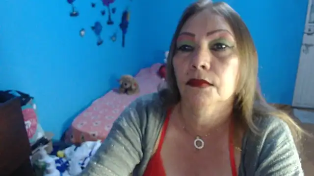 Snapshot of milfeddy_ chatting on 12.06.24 milfeddy online show from 12.06.24