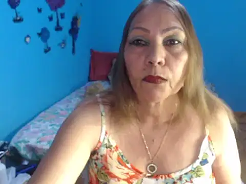 Snapshot of milfeddy_ chatting on 01.29.25 milfeddy online show from 01.29.25