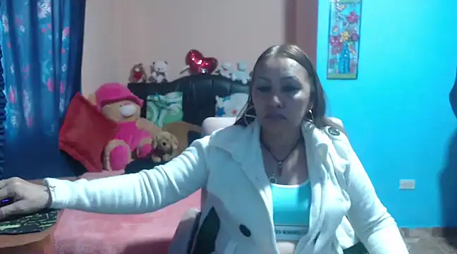 Snapshot of milfeddy_ chatting on 02.18.25 milfeddy online show from 02.18.25