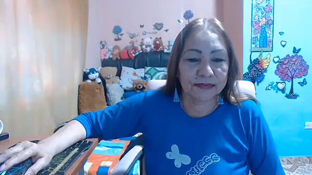 Snapshot of milfeddy_ chatting on 06.25.26 milfeddy online show from 06.25.26