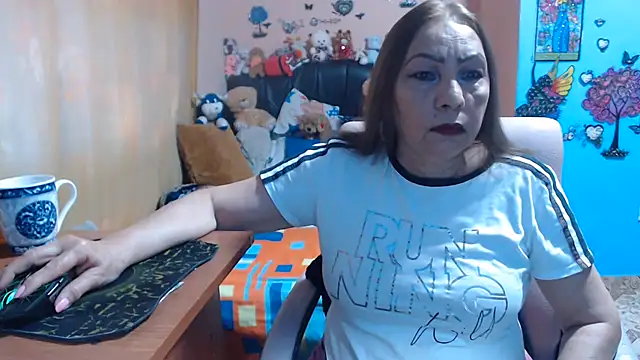Snapshot of milfeddy_ chatting on 07.09.26 milfeddy online show from 07.09.26