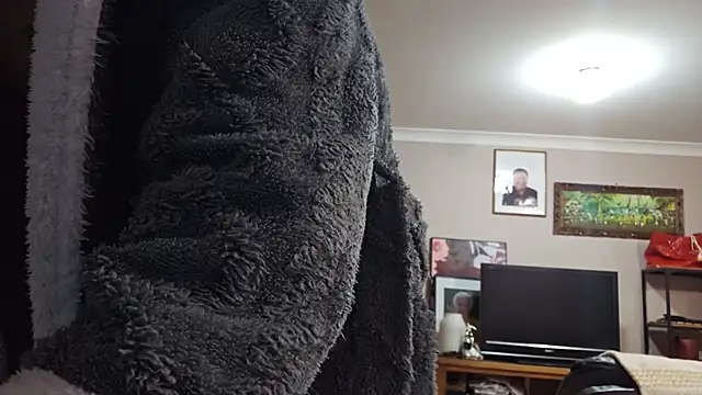 AmGuy23 online show from 10.26.25