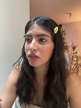 Snapshot of Gaby_zahir_ chatting on 12.03.24 Gaby zahir online show from 12.03.24