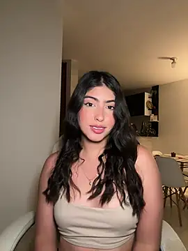 Snapshot of Gaby_zahir_ chatting on 01.13.25 Gaby zahir online show from 01.13.25