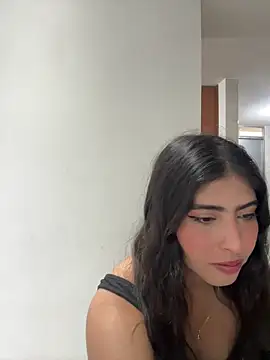 Snapshot of Gaby_zahir_ chatting on 01.25.25 Gaby zahir online show from 01.25.25