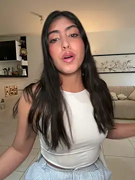Snapshot of Gaby_zahir_ chatting on 02.25.25 Gaby zahir online show from 02.25.25