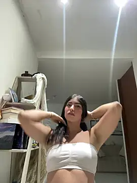 Snapshot of Gaby_zahir_ chatting on 03.22.25 Gaby zahir online show from 03.22.25