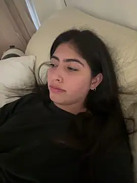 Gaby zahir  online show from 10.12.25